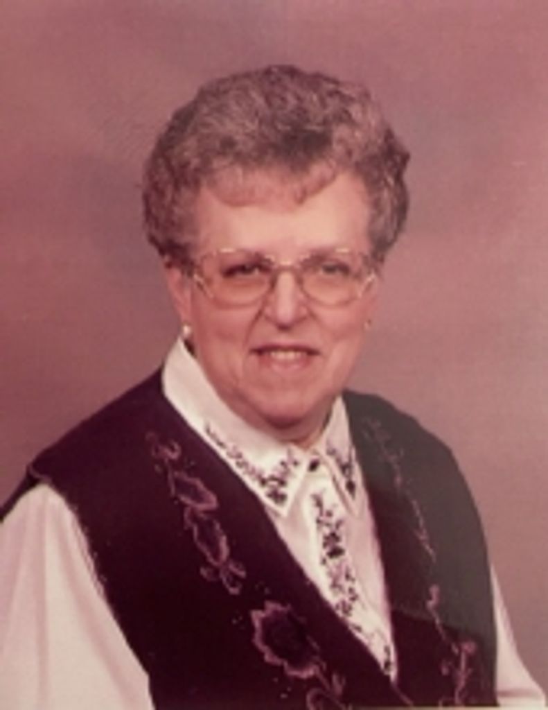 Earlene Jahlas Profile Photo