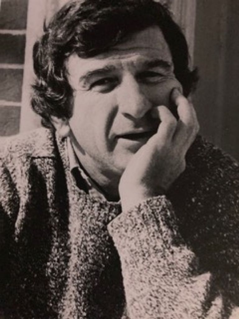 Dr. Robert Schwoebel