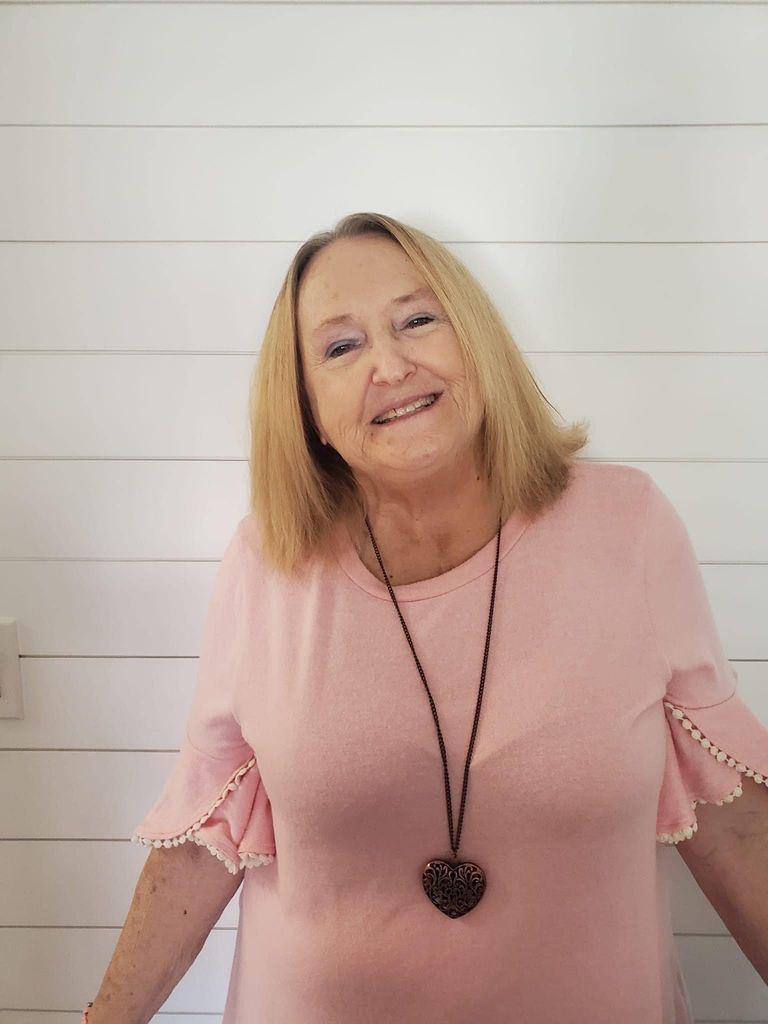 Ellen Diane Michaelis Profile Photo