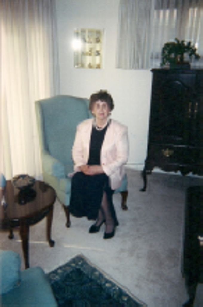Susie Anna (Martinez) Holmes