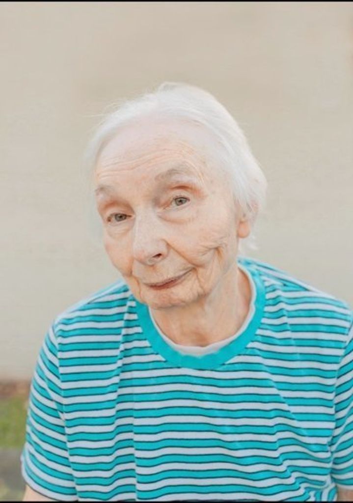 Therese Kornyik Profile Photo