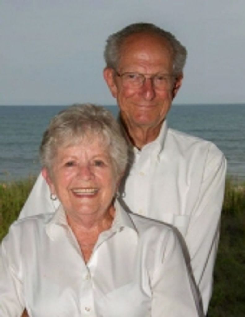 Sidna  R. Mckaughan