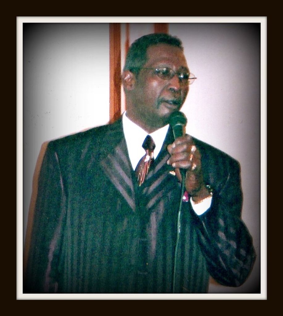 Carl "Dolly" Reed