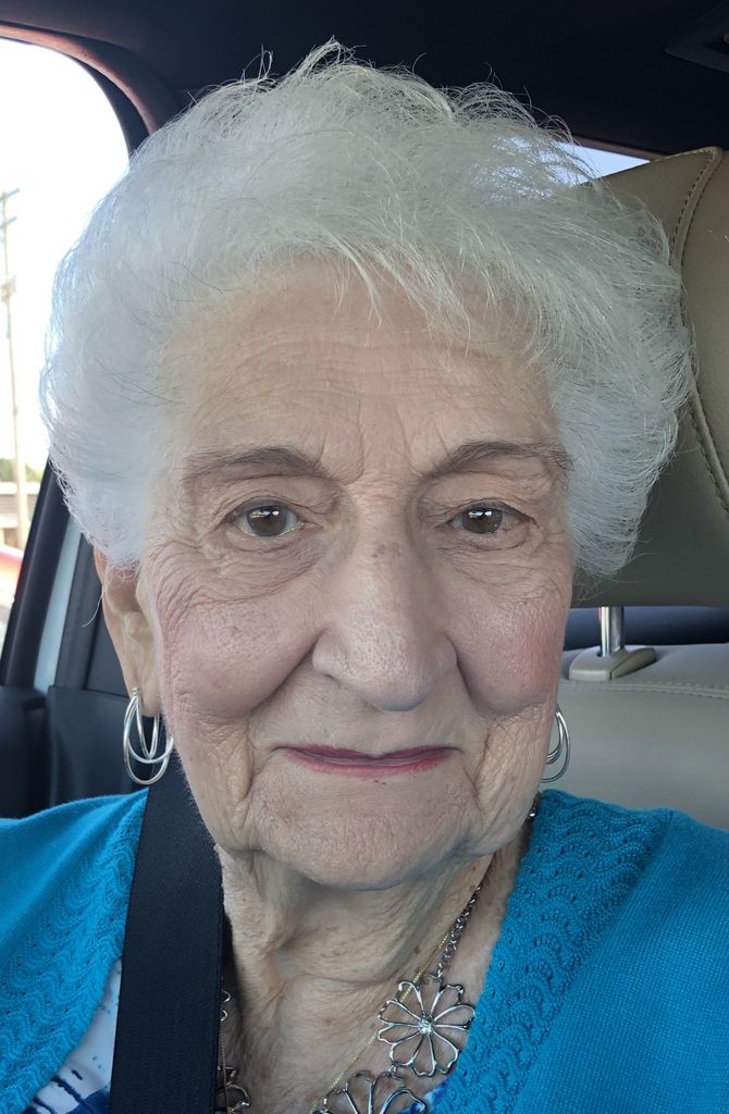 Rosemarie Castelli Profile Photo