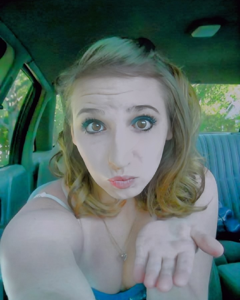 Amanda Rae Shows Profile Photo