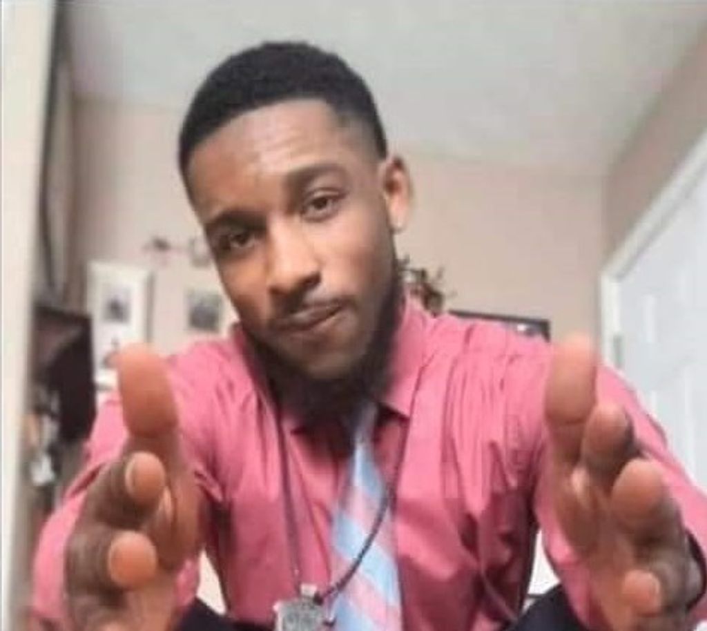 Alexander (Aj) Dimuel, Jr. Profile Photo
