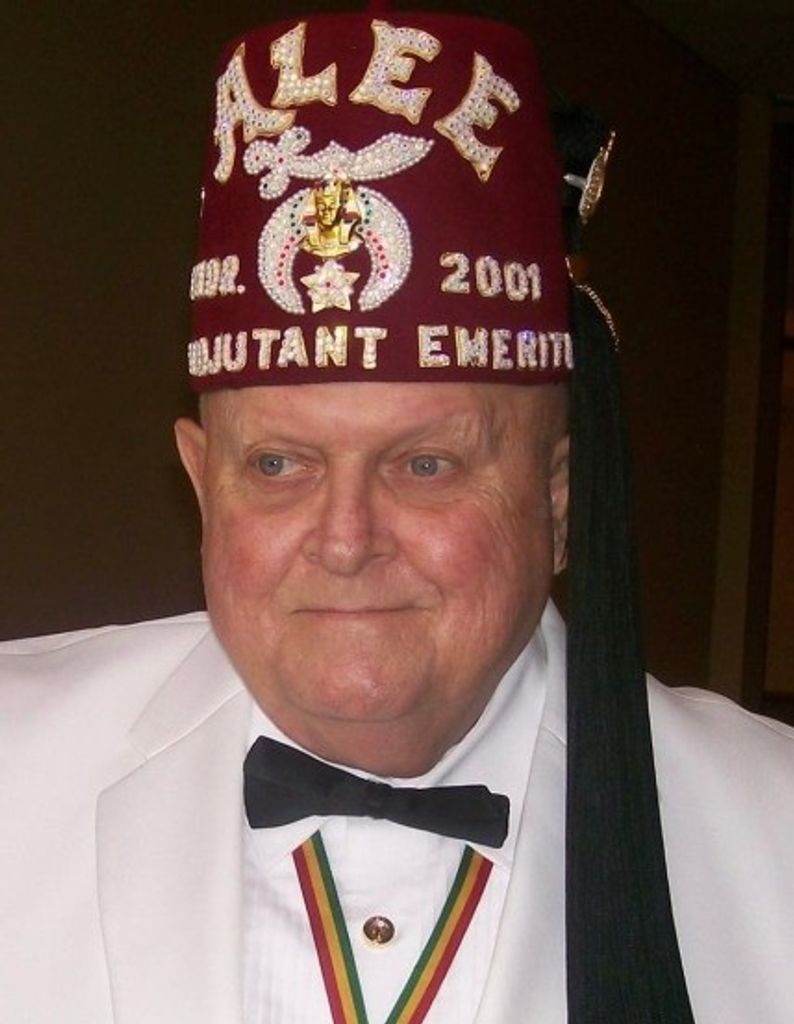 Charles "Chuck" William Riggin, Jr.