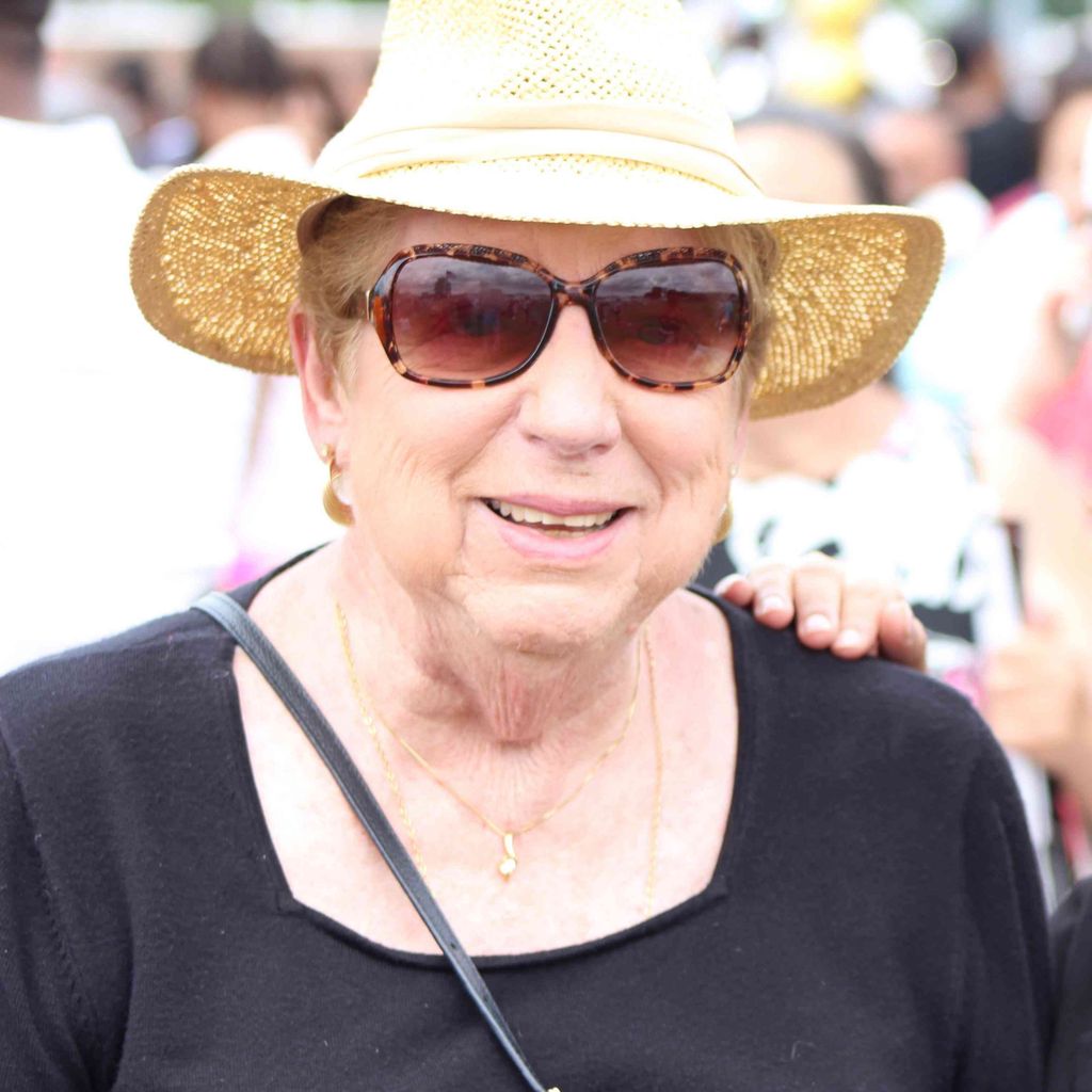 Elizabeth Burke Profile Photo