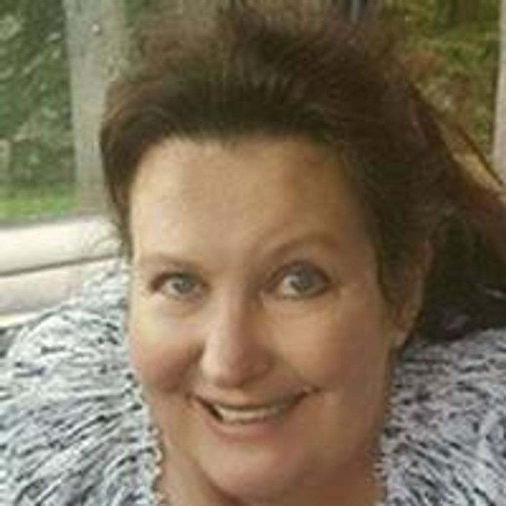 Dorothy Louise Lora
