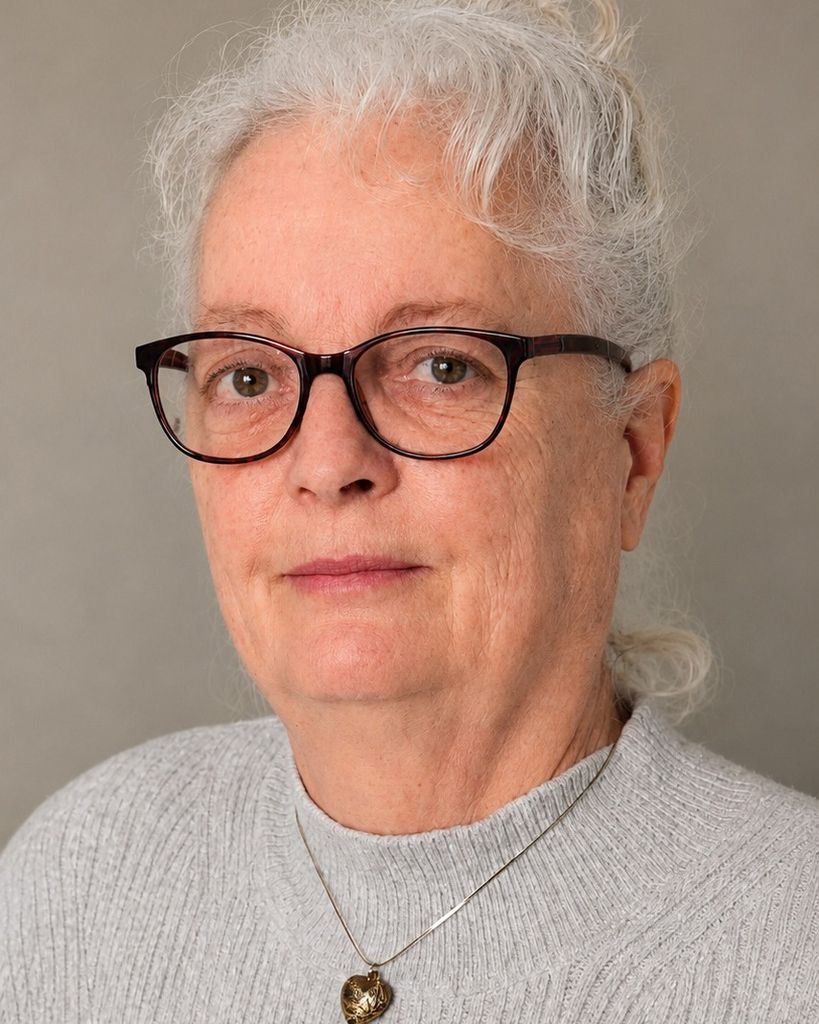 Laura Linn Cline