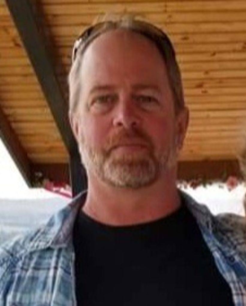 Timothy Vest Profile Photo