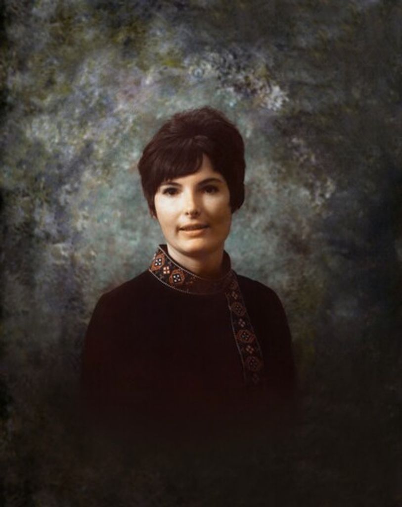 Susan Leigh Harris Profile Photo