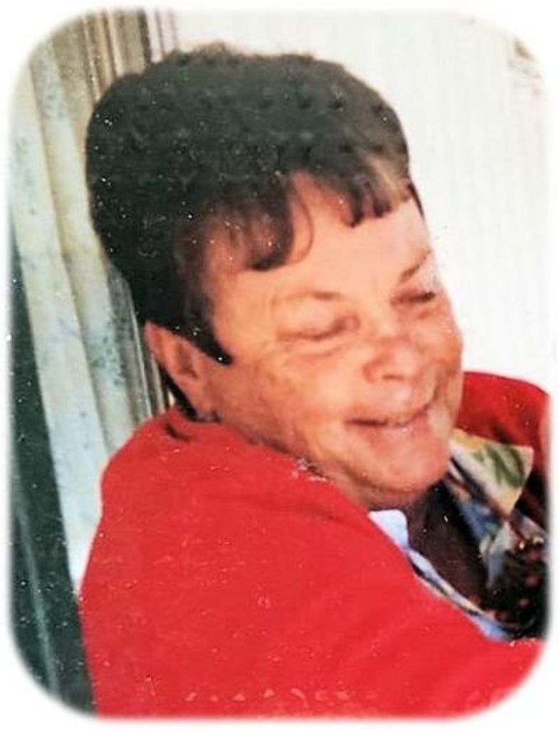 Slyvia Marie Dees Profile Photo