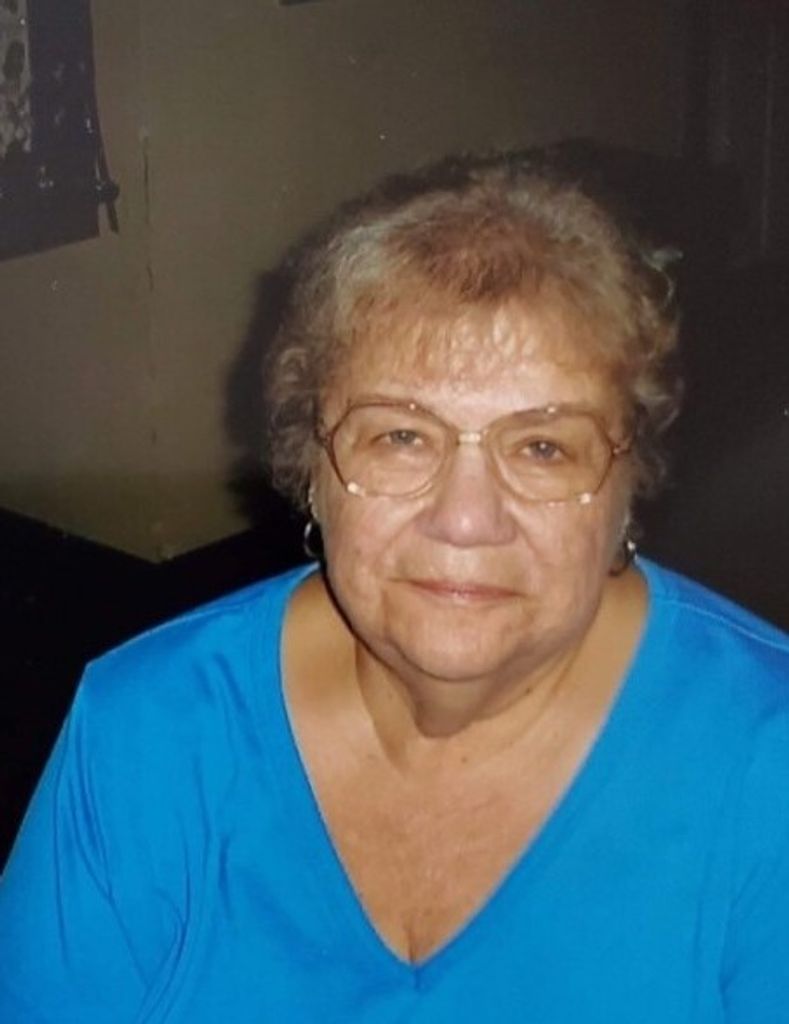 Bette Louise (Gos)  Manning