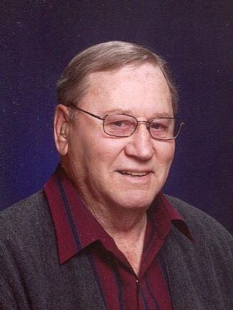 Paul Elwood Manfull Profile Photo