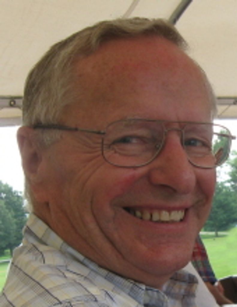 Dee Lufkin Risenmay