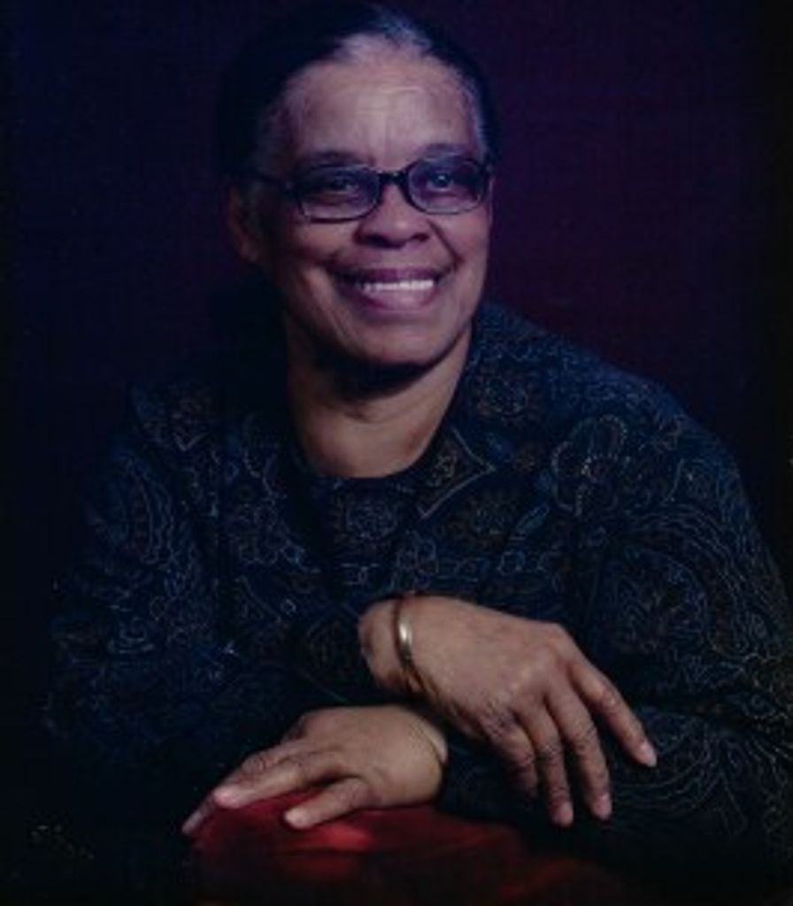 Hyacinth Hawthorne Profile Photo