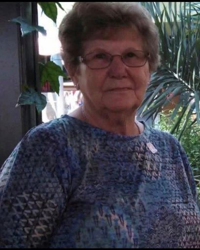 Ola Jane Cox Painter Profile Photo