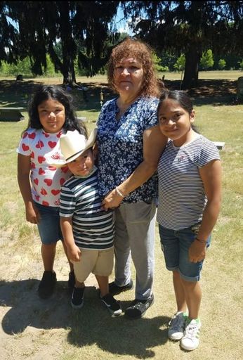 Francisca H. Torres photo gallery thumbnail 186 of 297
