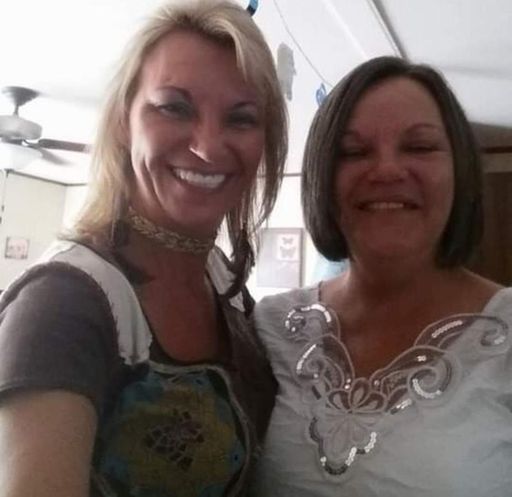 Linda Gail Borden Mcgee photo gallery thumbnail 41 of 74