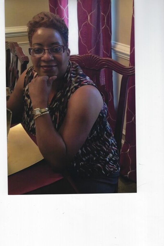 Linda Lee Watson Profile Photo