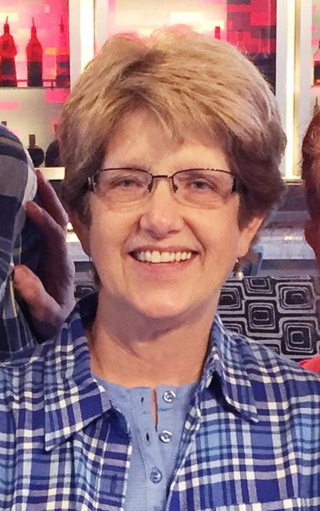Gwen Edwards Profile Photo