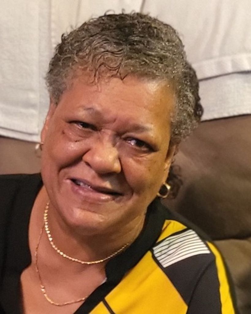 Mrs. Linda Dianne Warren- Smith Profile Photo