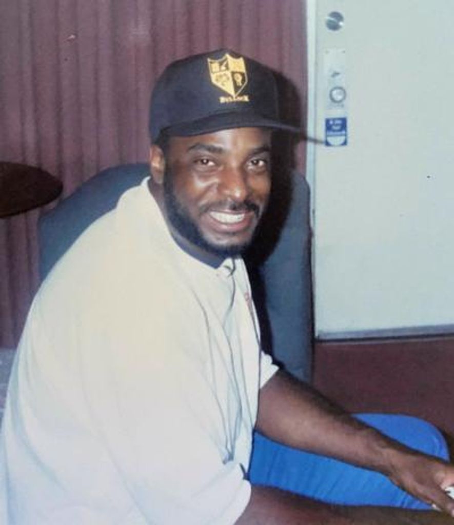 Larry Austin Dennis Profile Photo