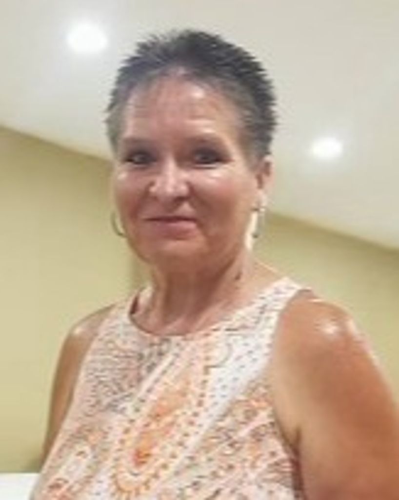 Linda "Sissy" Tew
