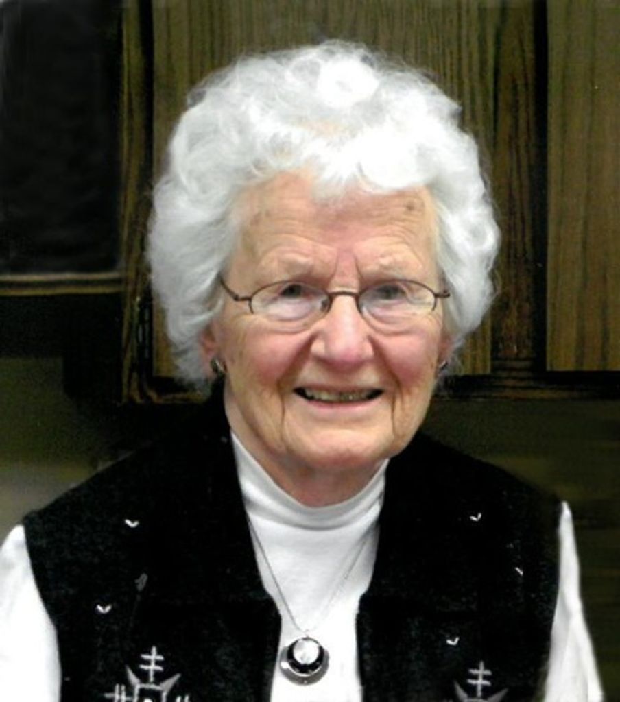 Lorraine E. Carlson Profile Photo