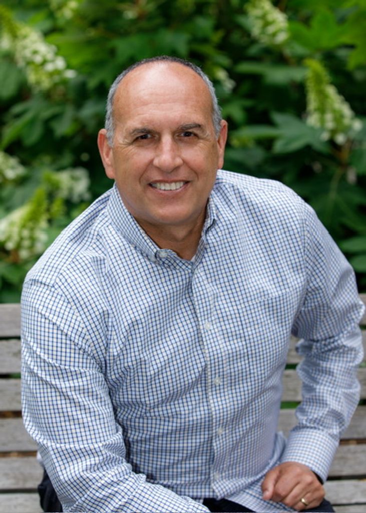 Mark R. Shaye
