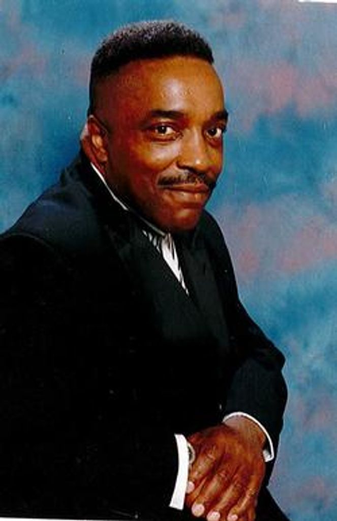 Robert Taylor Mcdonald Profile Photo