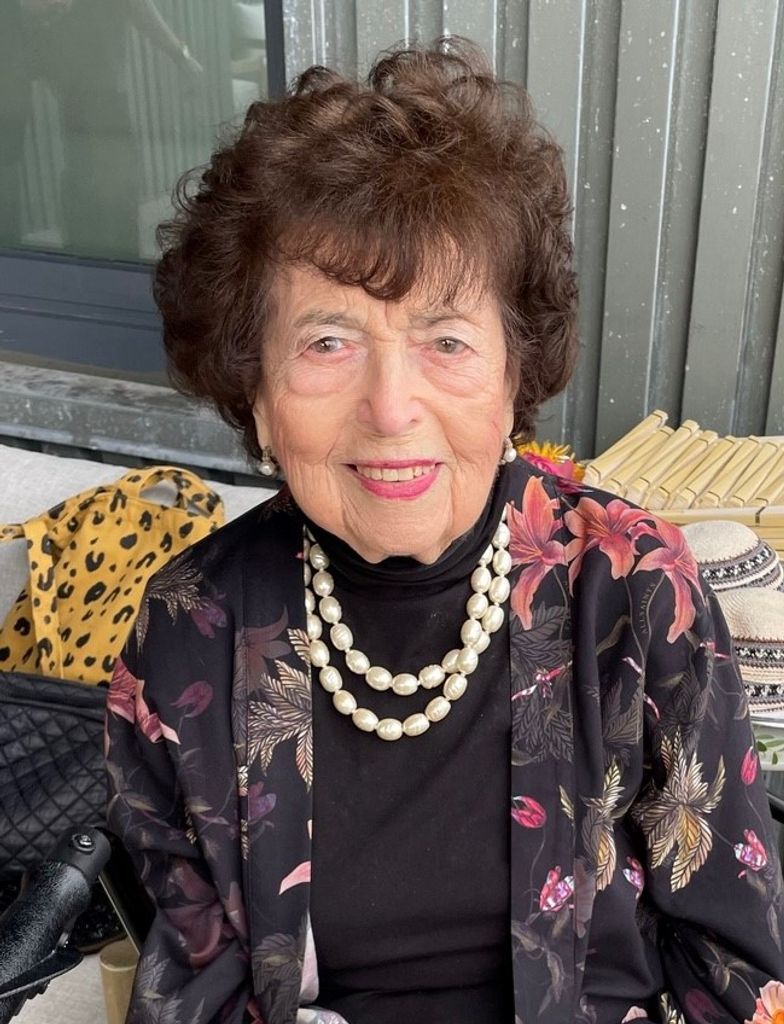 Sylvia Bernstein