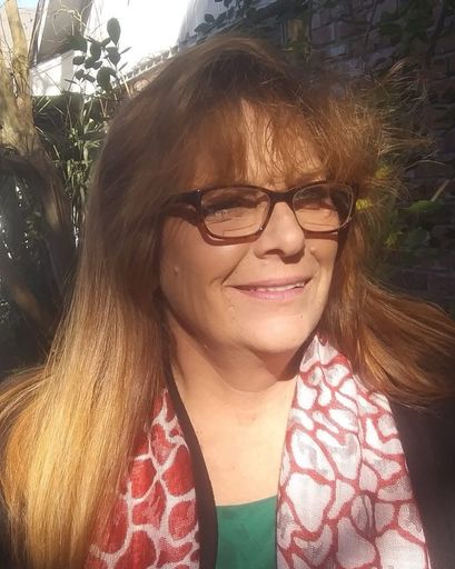 Betty Susann Flores's obituary image