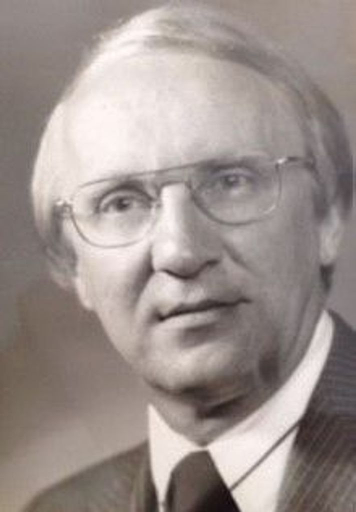 Robert  Louis Nelson