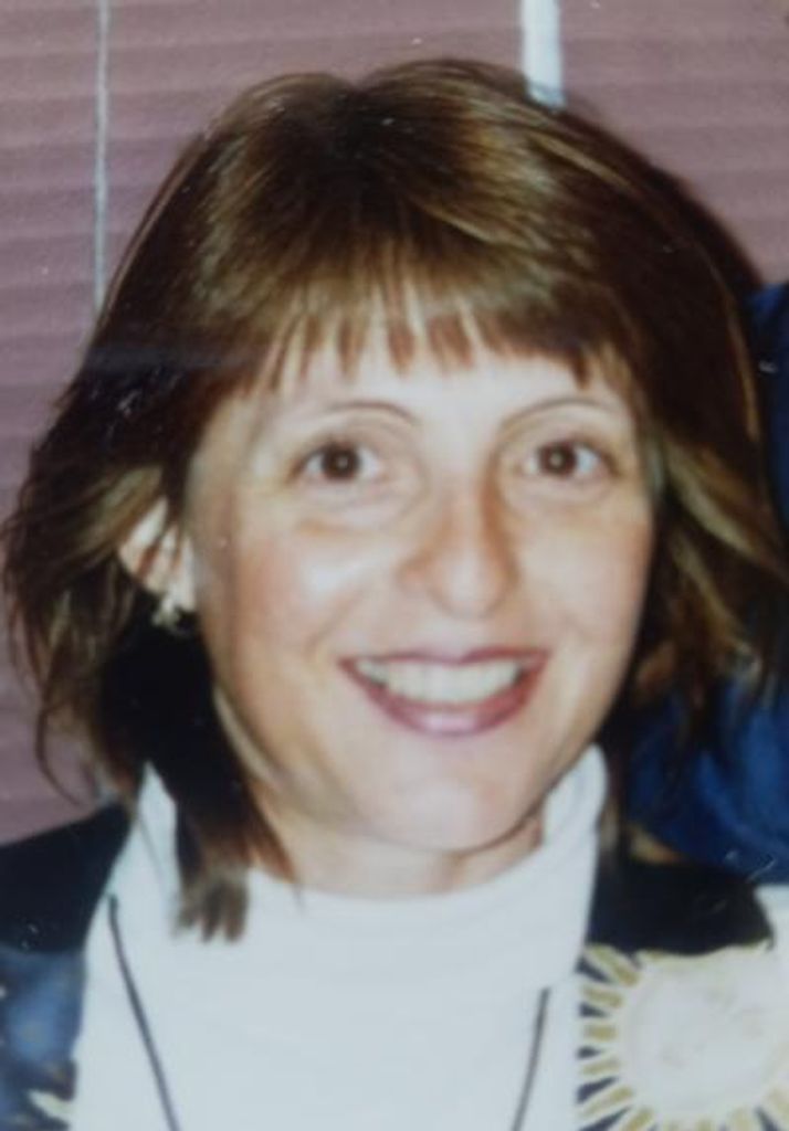 Vera Lucia Petta Profile Photo