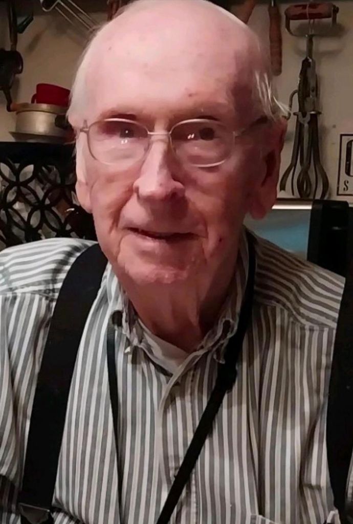 Charles Robert "Bob" Day Profile Photo