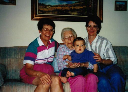 Marilyn J (Johnston)  Linker photo gallery thumbnail 57 of 65