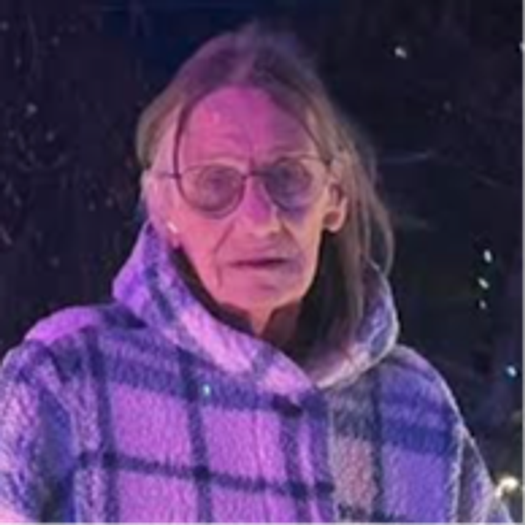 Joellen (Barnhouse)  Blevins Profile Photo