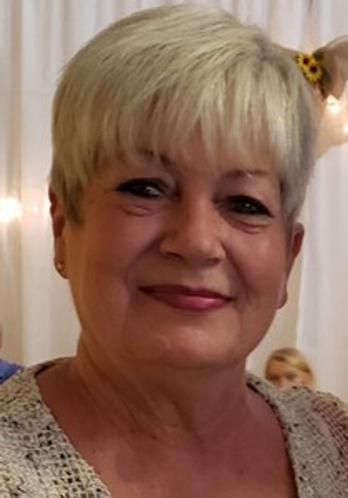 Robin Ann Burns Profile Photo