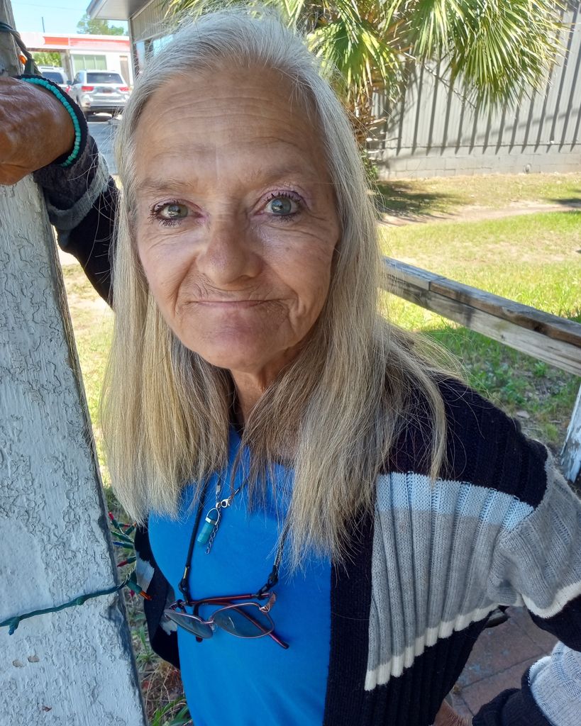 Jeannie Carter Profile Photo