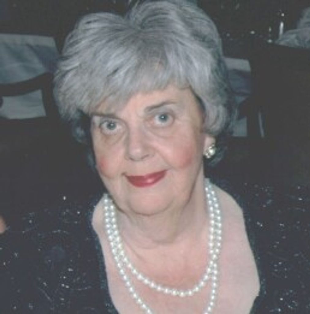 Isobel Main Profile Photo