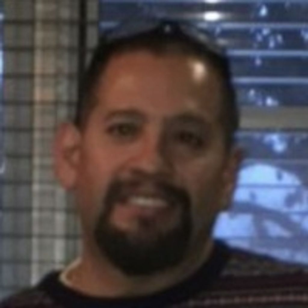 Jose Robles Profile Photo