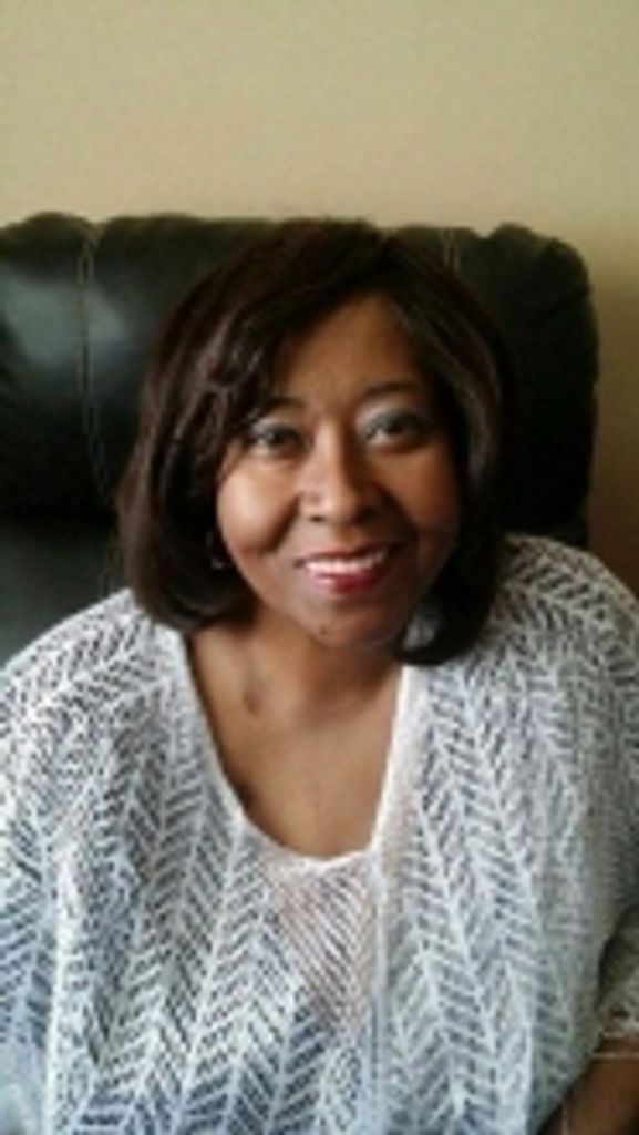 Sonya Yvonne () Moore