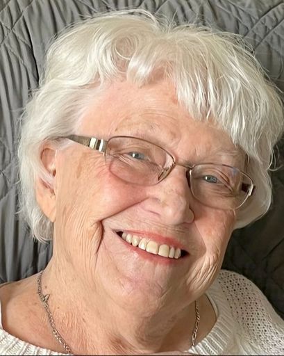 Suzanne Lohrer's obituary image