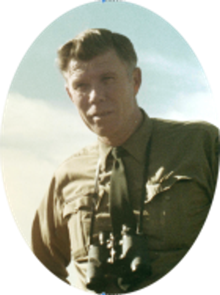 Thomas  E Lundgren