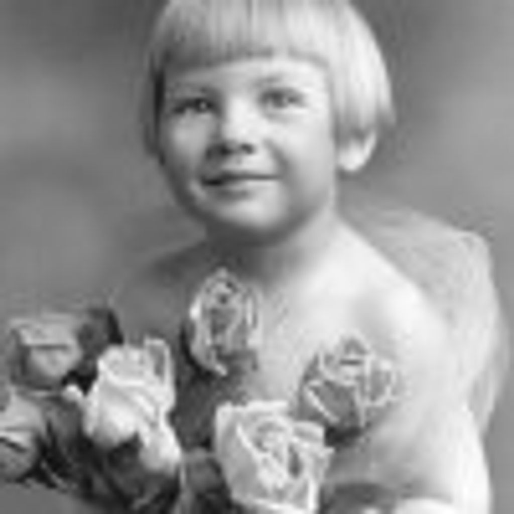 Maxine  Phyllis Niemeier