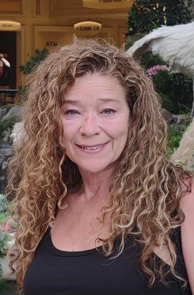 Michele Lyn Dobrowolski Profile Photo