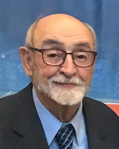 Lewis Waymond Lyell's obituary image