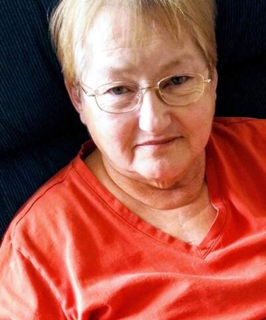 Lora L. Pierce Profile Photo